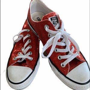 Sparkling Red Converse! Size 8